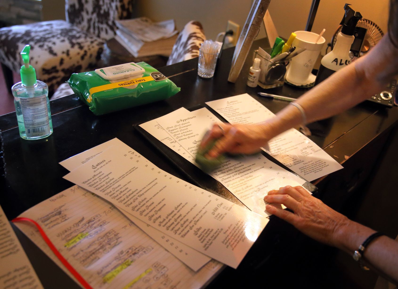 Roberto's Trattoria opens after coronavirus pandemic shutdown